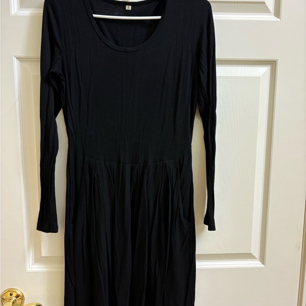 Elegant Black Long Sleeve Dress
